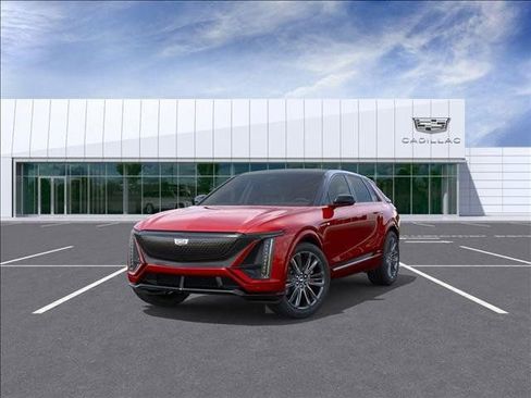 New 2026 Cadillac Lyriq V w/ LPO, Floor Liner Package image 8