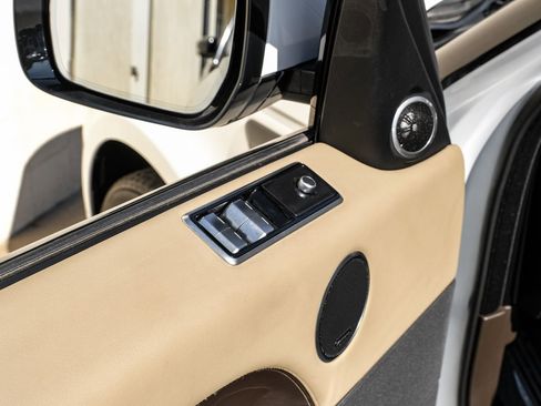 Used 2019 Land Rover Range Rover Sport HSE image 30