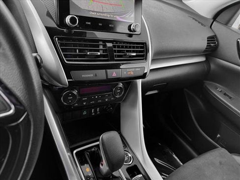 Used 2024 Mitsubishi Eclipse Cross SE image 15