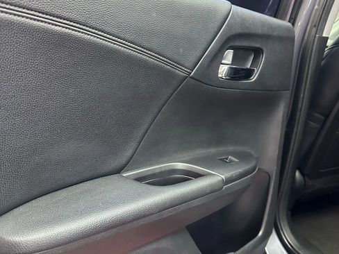 Used 2013 Honda Accord EX-L image 23