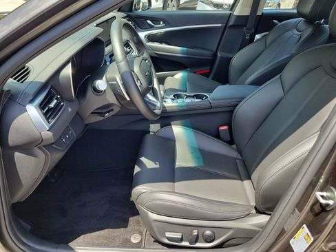Used 2026 Genesis G70 2.5T RWD image 18