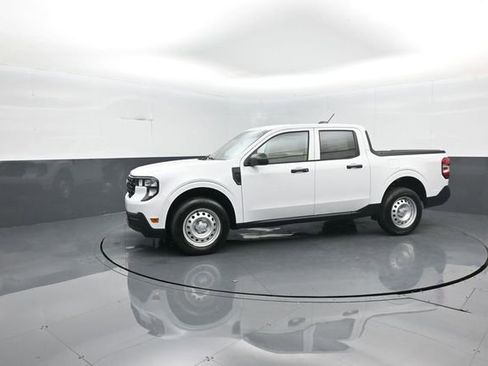 New 2026 Ford Maverick XL image 4