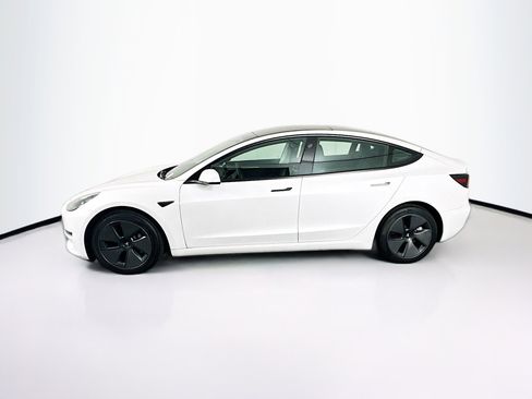 Used 2023 Tesla Model 3 Standard Range RWD image 4