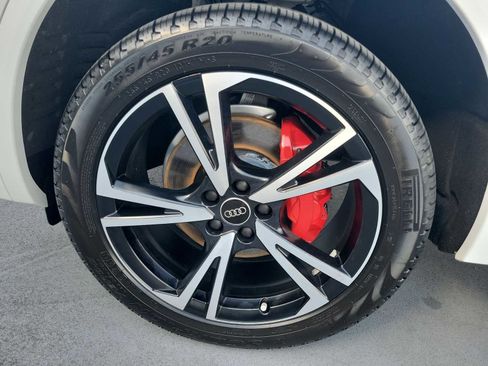 Certified 2025 Audi Q5 2.0T Premium Plus w/ Premium Plus Package AWD/4WD image 13