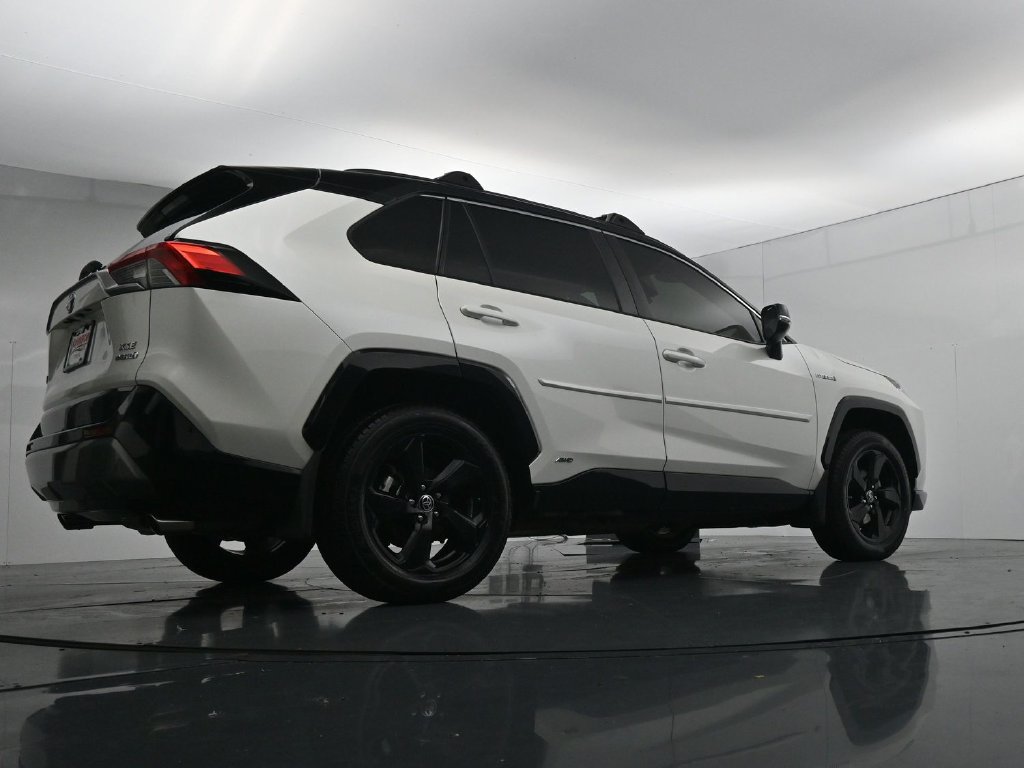 Used 2020 Toyota RAV4 XSE w/ All Weather Liner Package AWD/4WD image 38