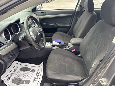 Used 2014 Mitsubishi Lancer ES image 6
