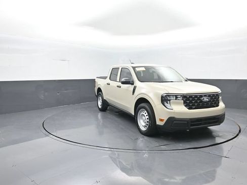 Certified 2025 Ford Maverick XL FWD image 2