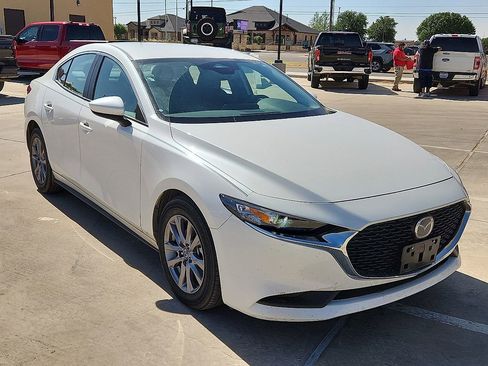 Used 2024 MAZDA MAZDA3 s image 4