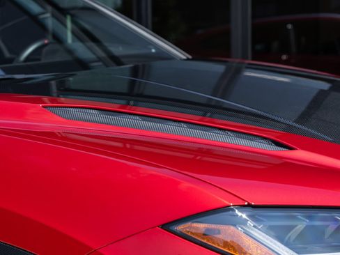 Used 2024 Lamborghini Urus Performante AWD/4WD image 27