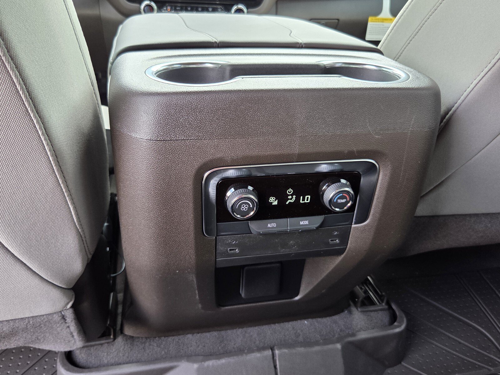 New 2026 Chevrolet Suburban LS w/ LPO, Dark Essentials Package RWD image 10