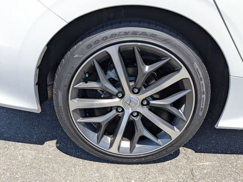 Certified 2024 Honda Civic Touring image 12