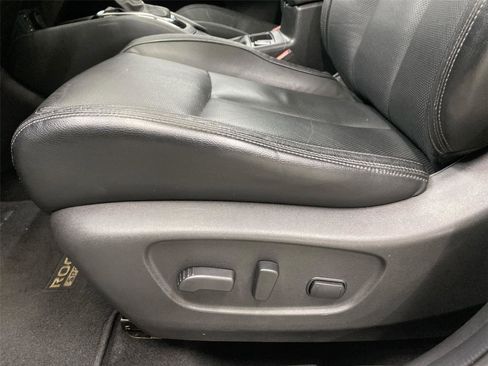 Used 2017 Nissan Rogue Sport SL w/ SL Premium Package image 18