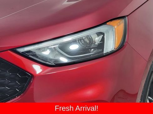 Used 2019 Ford Edge ST w/ Convenience Package AWD/4WD image 9