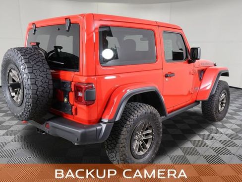 Used 2025 Jeep Wrangler Rubicon AWD/4WD image 8