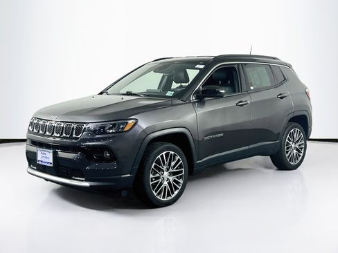 Used 2023 Jeep Compass Limited w/ Elite Group AWD/4WD image 1