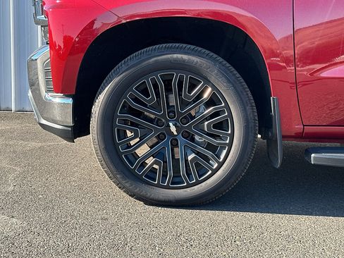 Used 2019 Chevrolet Silverado 1500 LTZ w/ LTZ Plus Package AWD/4WD image 7