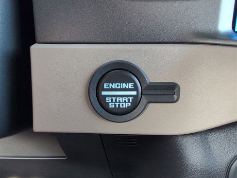 New 2025 Ford Bronco Big Bend w/ Black Diamond Package image 23