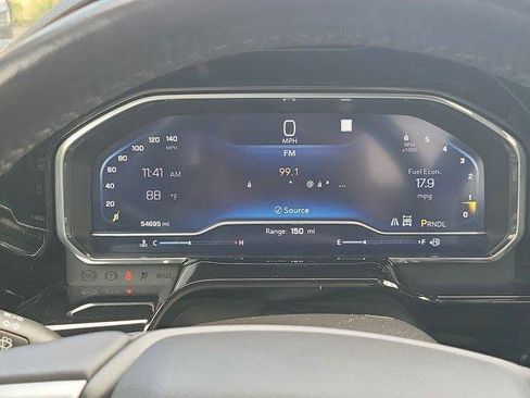 Used 2022 Chevrolet Silverado 1500 LT AWD/4WD image 22