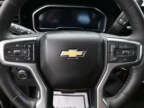 Used 2023 Chevrolet Silverado 1500 LT AWD/4WD image 39