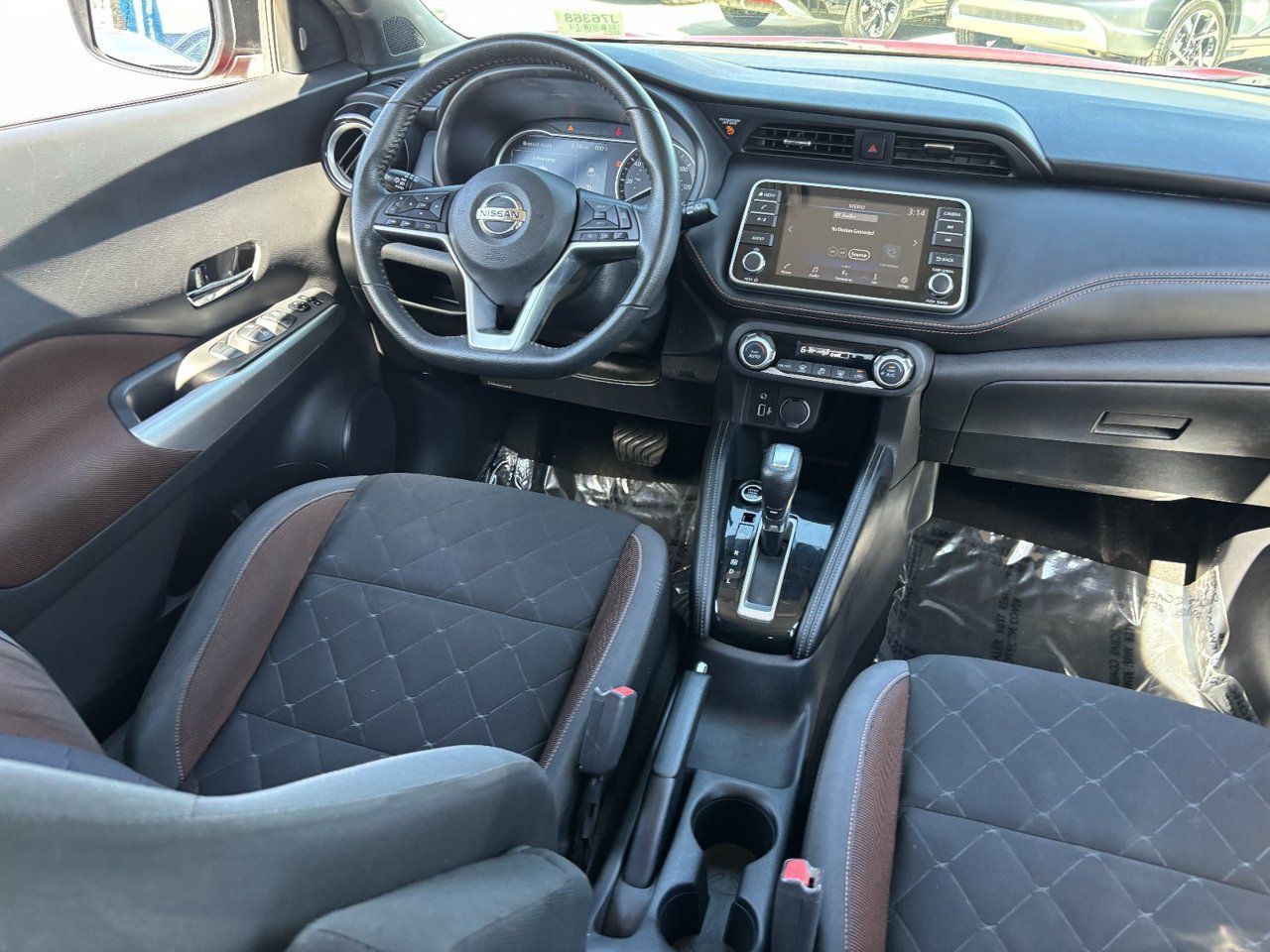 Used 2020 Nissan Kicks SR FWD image 12