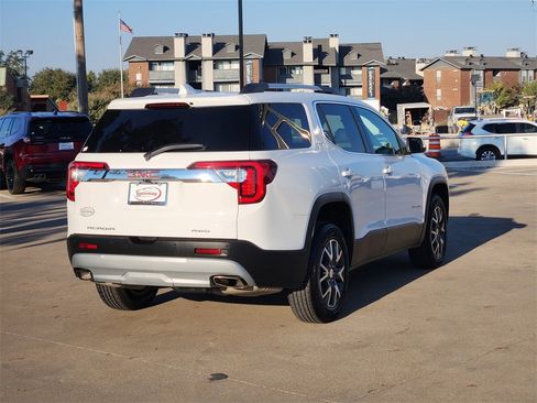 Used 2023 GMC Acadia SLE w/ Driver Convenience Package image 7