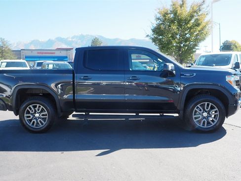 Used 2020 GMC Sierra 1500 AT4 image 4