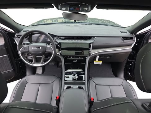 New 2026 Jeep Grand Cherokee Limited AWD/4WD image 9