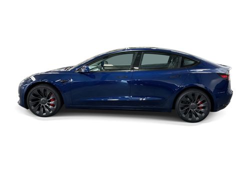 Certified 2023 Tesla Model 3 Performance AWD/4WD image 3