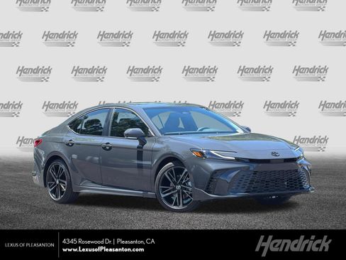 Used 2026 Toyota Camry XSE FWD image 1