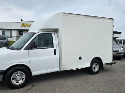 Used 2017 Chevrolet Express 3500 w/ Chrome Appearance Package
