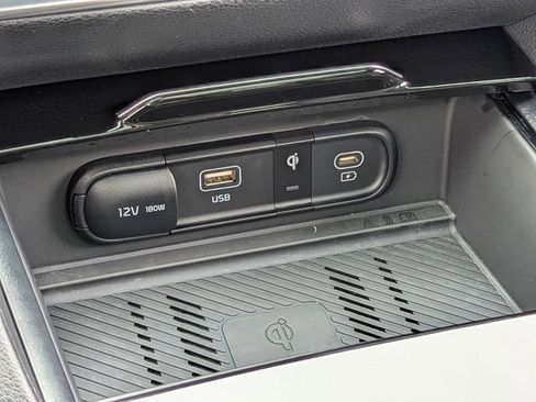 Used 2025 Kia Sportage SX Prestige image 24