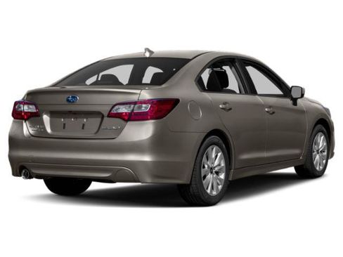 Used 2015 Subaru Legacy 2.5i Premium AWD/4WD image 2