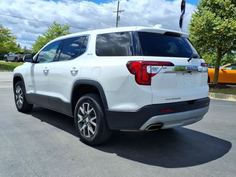Used 2023 GMC Acadia SLE FWD image 8