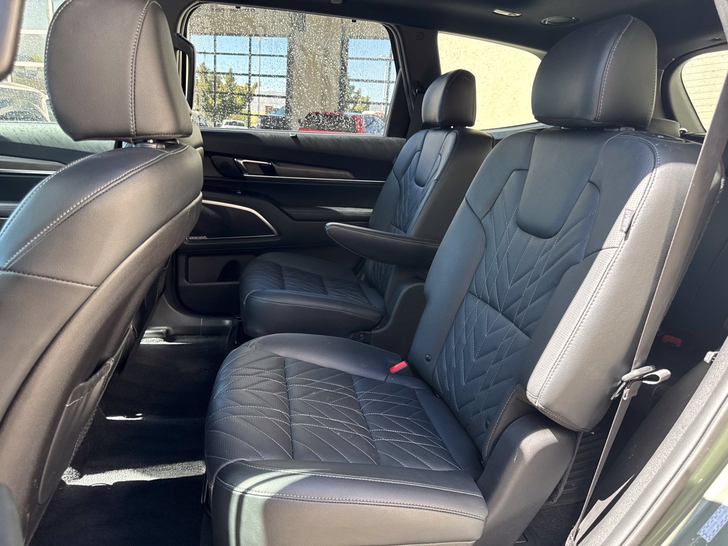 Used 2025 Kia Telluride SX X-Line AWD/4WD image 17