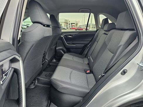 Used 2024 Toyota RAV4 XLE image 17