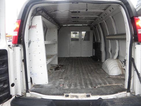 Used 2021 Chevrolet Express 2500 Extended w/ Driver Convenience Package image 15