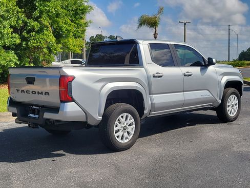 Certified 2025 Toyota Tacoma SR5 image 7