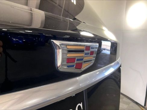 Used 2024 Cadillac XT6 Sport w/ Platinum Package AWD/4WD image 40