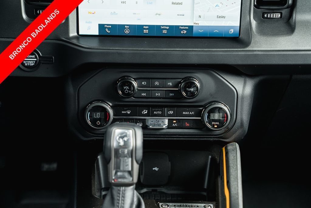 Used 2024 Ford Bronco Badlands AWD/4WD image 23