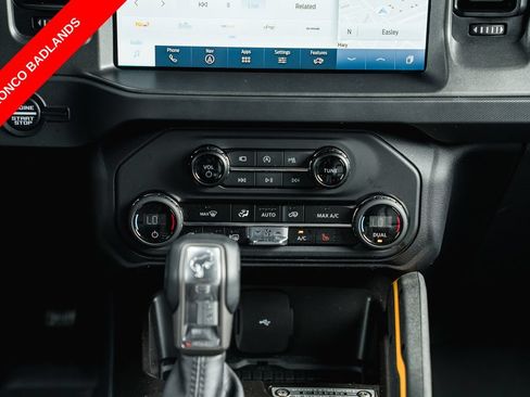 Used 2024 Ford Bronco Badlands AWD/4WD image 23