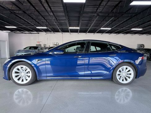 Used 2017 Tesla Model S 90D AWD/4WD image 3