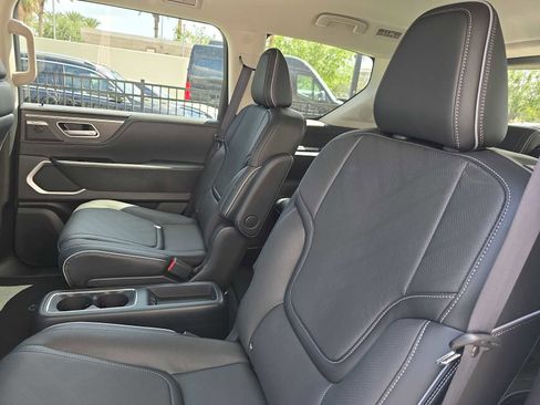 New 2026 INFINITI QX80 Luxe w/ Cargo Package RWD image 13