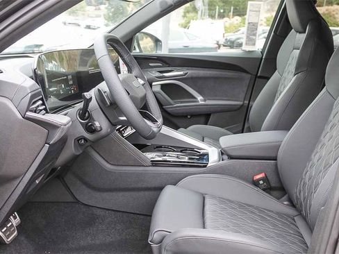 New 2025 Audi SQ5 Premium Plus image 20