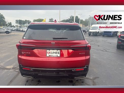 New 2026 Buick Enclave Sport Touring w/ LPO, Floor Liner Package image 8