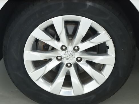 Used 2017 Buick Envision Essence AWD/4WD image 38