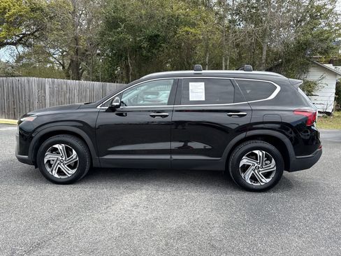 Used 2023 Hyundai Santa Fe SEL FWD image 2