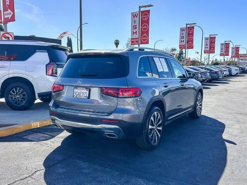 Used 2023 Mercedes-Benz GLB 250 image 7