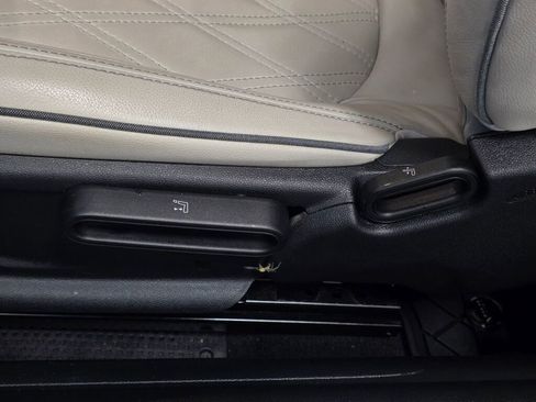 Used 2023 MINI Cooper SE image 31