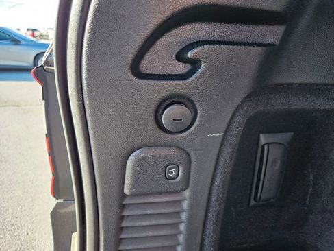 Used 2017 Dodge Durango R/T w/ Technology Group image 29