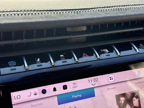 Used 2022 Jeep Grand Cherokee Limited 4xe image 30